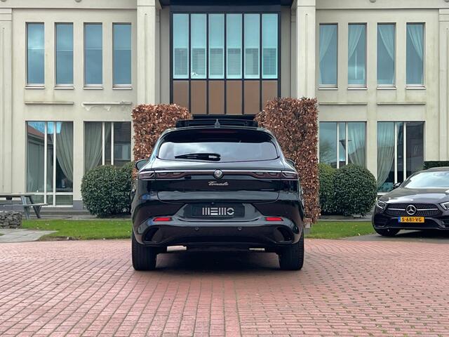 Alfa Romeo Tonale 1.5T Hybrid Veloce LED - 360 camera - Panoramadak