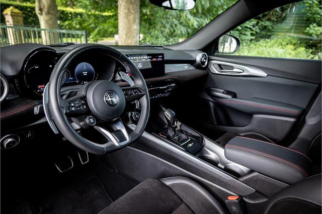 Alfa Romeo Tonale 1.3T PHEV 280 PK Veloce AWD 20" Technology Pack Adaptive Cruise 360 Camera