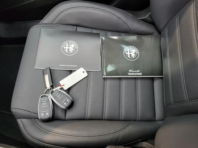 Alfa Romeo Tonale 1.3T PHEV Edizione Speciale | Verwacht | 280 PK | Pano | Leder