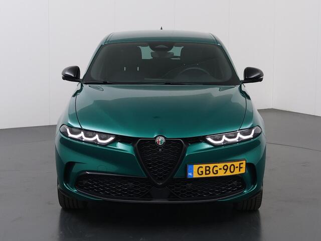 Alfa Romeo Tonale 1.5T Hybrid Veloce | Digitaal Dashboard | Lederen Interieur | Navigatie | 360 Camera | DAB | Adaptieve CruiseControl | Auto Pilot |