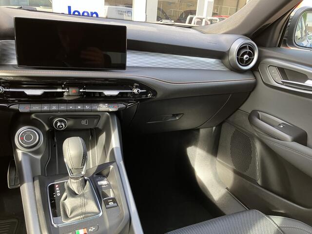 Alfa Romeo Tonale Plug-In Hybrid Q4 280pk Edizione Speciale | Technology Pack | Winter Pack | Blu Misano