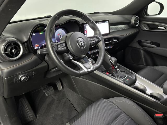 Alfa Romeo Tonale 1.3T PHEV Ti Navigatie | Achteruitrijcamera |
