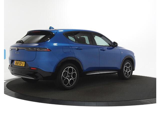 Alfa Romeo Tonale 1.3T PHEV Ti Navi / Adpt Cruise / Camera / 18 " lm velg