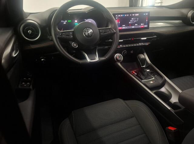 Alfa Romeo Tonale 1.3T PHEV Ti Navi / Adpt Cruise / Camera / 18 " lm velg