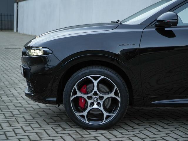 Alfa Romeo Tonale 1.3T PHEV 280 PK Veloce | Schuifdak | Harman | Leder | 19"
