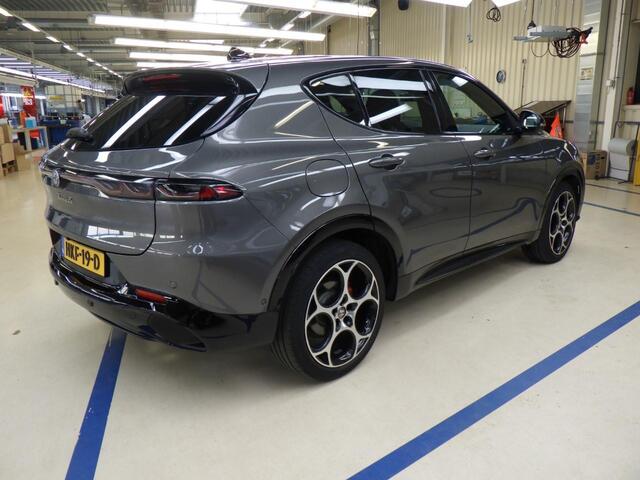 Alfa Romeo Tonale 1.5T Hybrid Veloce ALL-INRIJKLAARPRIJS/Tech Pack/Premium Pack/Tech Pack/Lederen bekleding