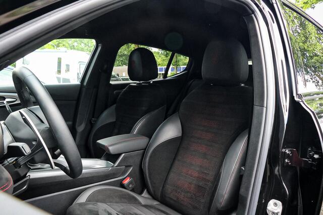 Alfa Romeo Tonale 1.5T Hybrid Veloce ACC / APPLE CARPLAY / HALF LEDER