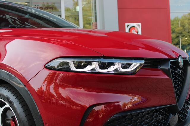 Alfa Romeo Tonale 1.5T 160PK Hybrid Veloce TECHNOLOGY PACK: PARKEERWAARSCHUWING VOOR EN ACHTER/360° CAMERA / AUTONOMOUS DRIVING LEVEL 2: ADAPTIVE CRUISE CONTROL/LANE CENTERING ASSIST/TRAFFIC JAM ASSIST DODEHOEK DETECTIE AUTOMATISCH DIMMENDE BUITENSPIEGELS ELEKTRISCH BEDIEN