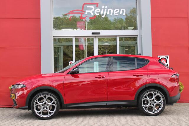 Alfa Romeo Tonale 1.3T PHEV 280PK EDIZIONE BUSINESS | AFNEEMBARE TREKHAAK | ALL SEASON BANDEN | PREMIUM PACK: LEDEREN BEKLEDING/GEVENTILEERDE VOORSTOELEN/4-VOUDIG ELEKTRISCH VERSTELBARE LENDESTEUN VOORSTOELEN/HOOGGLANS ZWARTE RAAMOMLIJSTING/AMBIENT LIGHTING | TECHNOLOGY PA