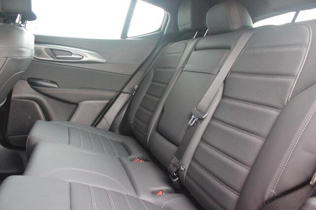 Alfa Romeo Tonale 1.3T PHEV 280PK EDIZIONE BUSINESS | AFNEEMBARE TREKHAAK | ALL SEASON BANDEN | PREMIUM PACK: LEDEREN BEKLEDING/GEVENTILEERDE VOORSTOELEN/4-VOUDIG ELEKTRISCH VERSTELBARE LENDESTEUN VOORSTOELEN/HOOGGLANS ZWARTE RAAMOMLIJSTING/AMBIENT LIGHTING | TECHNOLOGY PA
