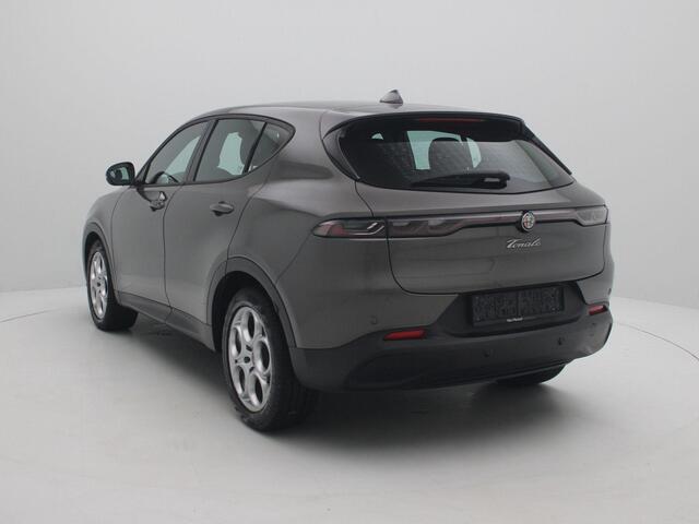 Alfa Romeo Tonale 1.5T Hybrid Super | Climate control | Apple Carplay/Android Auto | 18" Lichtmetalen velgen