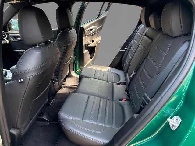 Alfa Romeo Tonale 1.5T Hybrid Veloce 160pk | Lederen Bekleding | Navigatie | Camera 360 | parkeersensoren voor + achter | Stoel + Sturverwarming | LMV 19" |