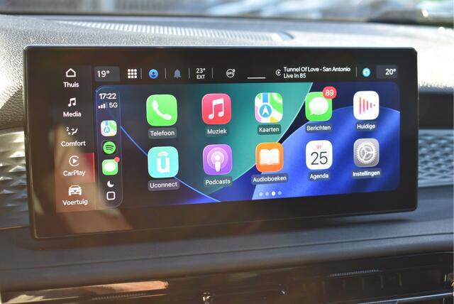 Alfa Romeo Tonale 1.5T Hybrid Super Cruise control, Carplay