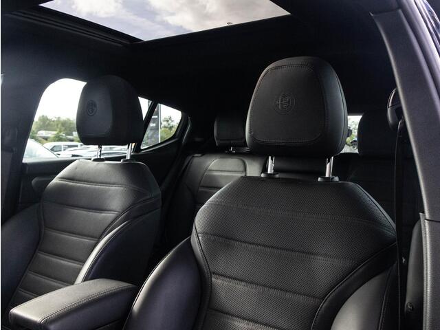 Alfa Romeo Tonale 1.5T Hybrid Veloce | Elektrisch glazen panorama-dak | Harman Kardon | Navigatie | Memory |