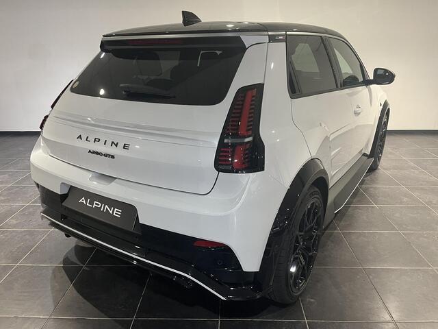 Alpine A290 GTS 52 kWh Pack Driving | Devialet Audio | Nappa Leer | Applecarplay & Androidauto.