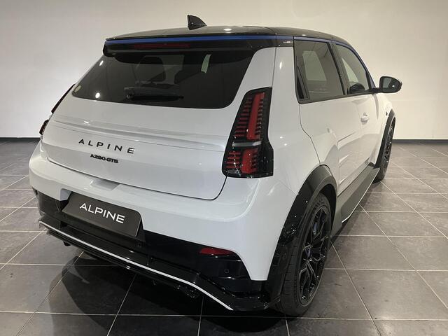 Alpine A290 GTS 52 kWh Pack Driving | Pack Safety | Devialet Audio | Apple carplay & Android auto | Achteruitrijcamera