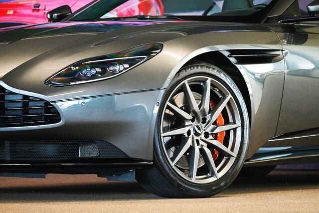 Aston Martin DB11 Volante 4.0 V8