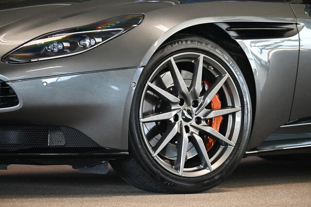 Aston Martin DB11 Volante 4.0 V8