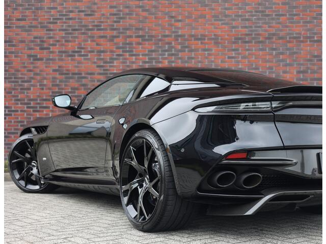Aston Martin DBS 5.2 V12 Superleggera
