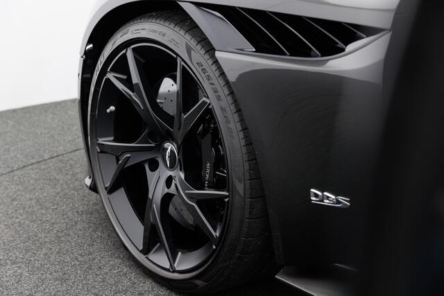 Aston Martin DBS 5.2 V12 Superleggera Coupe