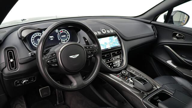 Aston Martin DBX 4.0 V8 707 | Carbon | Stoelventilatie | Trekhaak | Sportuitlaat | Panoramadak