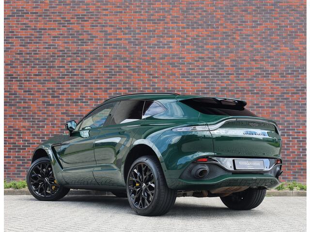 Aston Martin DBX 4.0 V8
