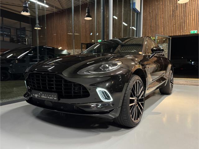 Aston Martin DBX 4.0 V8 Signature Minotaurgreen