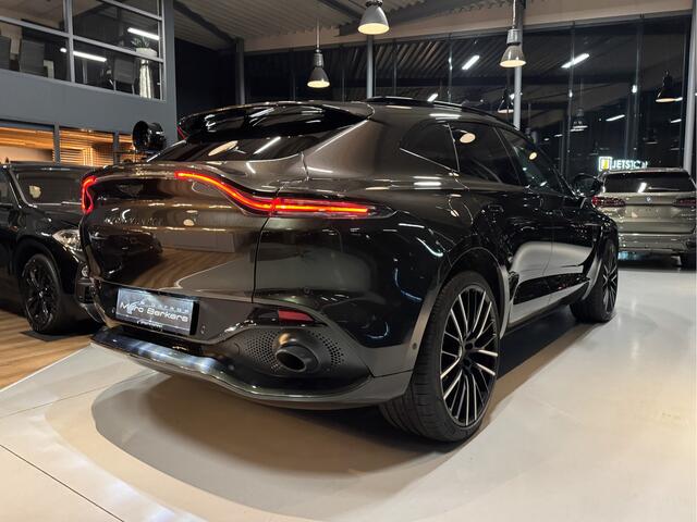Aston Martin DBX 4.0 V8 Signature Minotaurgreen