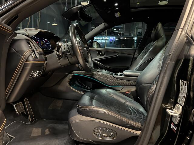 Aston Martin DBX 4.0 V8 Signature Minotaurgreen