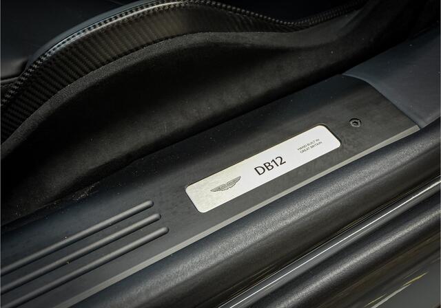 Aston Martin V8 DB12 4.0