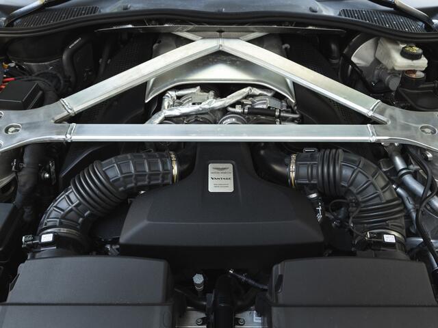 Aston Martin VANTAGE 4.0 V8 - Dealer Onderhouden - Stoelverwarming + Ventilatie