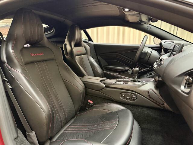 Aston Martin VANTAGE 4.0 V8 / 7-Speed Manual / 510 PK / Keramisch / Full Carbon / Hyper Red