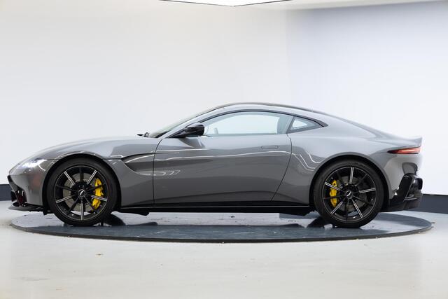 Aston Martin VANTAGE 4.0 V8 | 20 Inch | Gloss Black pack |