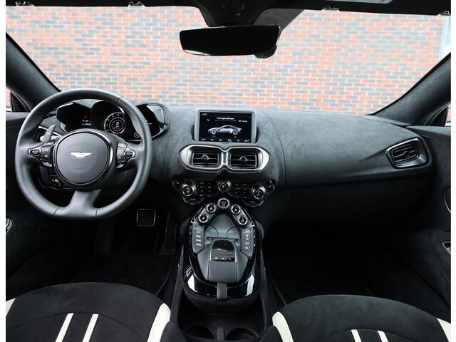 Aston Martin VANTAGE 4.0 V8 | Q Special - 360camera