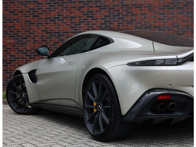 Aston Martin VANTAGE 4.0 V8 | Q Special - 360camera