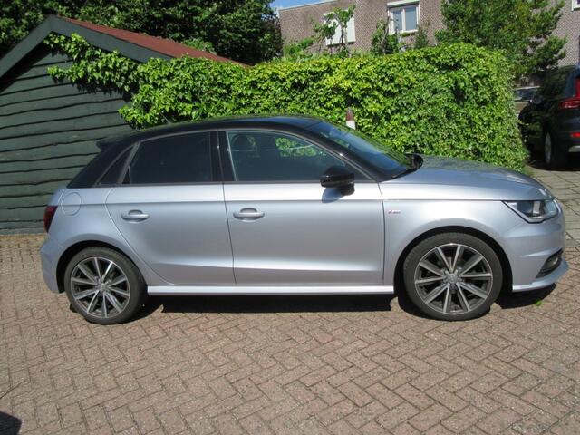 Audi A1 1.0 TFSI S-Line Adrenalin | Navi |