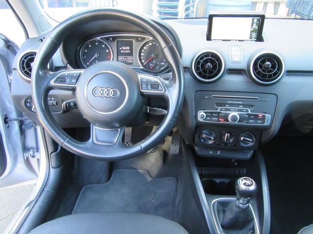 Audi A1 1.0 TFSI S-Line Adrenalin | Navi |