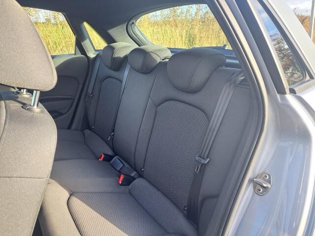 Audi A1 1.0 TFSI Active | PANO | 123 PK | LMV | CRUISE | NAVI | PDC