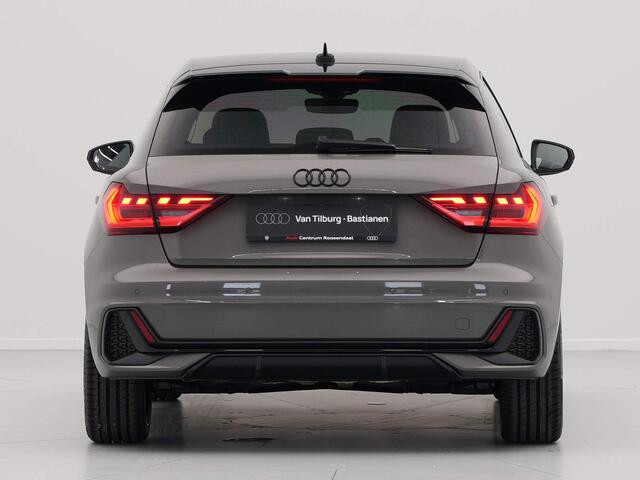Audi A1 Sportback 25 TFSI S edition Verw. voorstoelen Keyless Climate control CarPlay
