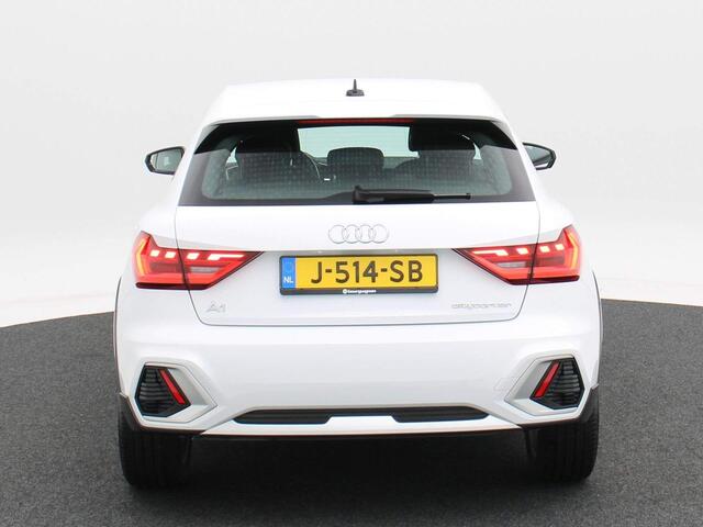 Audi A1 citycarver 25 TFSi epic | Airco | 17 Inch | Cruise Controle | App Connect | 61.549 Km!!