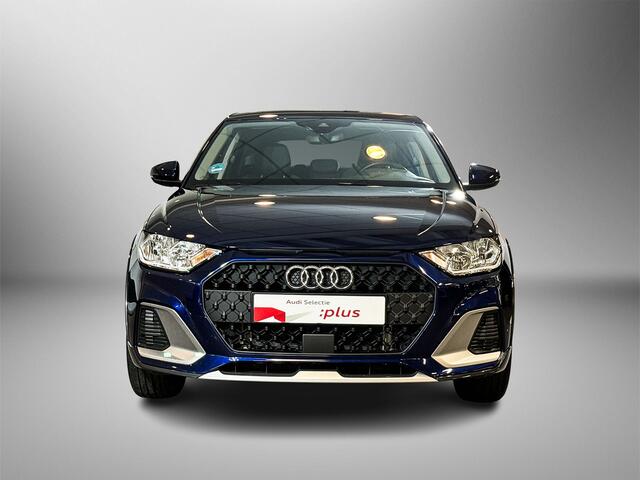 Audi A1 allstreet 30 110pk TFSI Advanced edition / Parkeersensoren achter / Stoelverwarming / Automatische airconditioning 2-zones