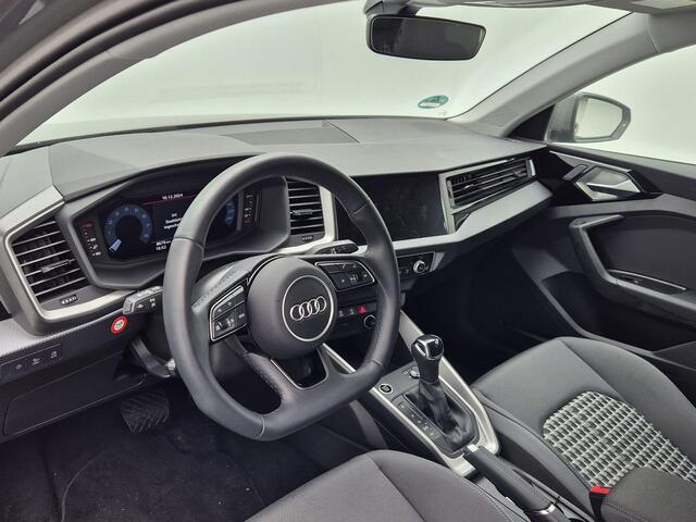 Audi A1 Sportback 30 TFSi S-Line Automaat | Full LED | Adaptive Cruise | Parkeersensoren | Carplay | 17 Inch | Stoelverwarming | 8.676 Km!!