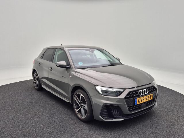 Audi A1 Sportback 30 TFSi S-Line Automaat | Full LED | Adaptive Cruise | Parkeersensoren | Carplay | 17 Inch | Stoelverwarming | 8.676 Km!!