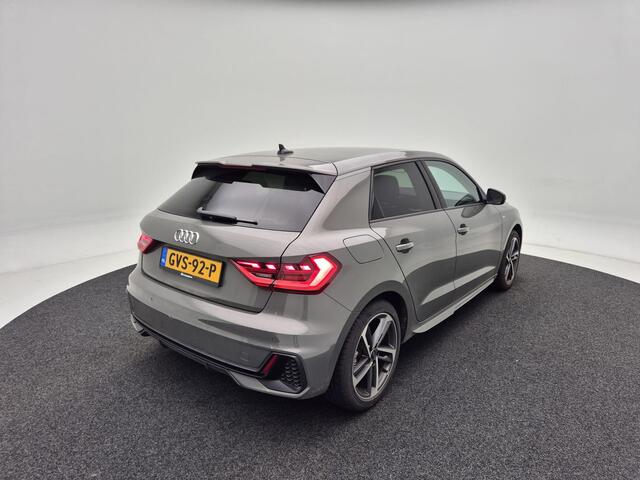 Audi A1 Sportback 30 TFSi S-Line Automaat | Full LED | Adaptive Cruise | Parkeersensoren | Carplay | 17 Inch | Stoelverwarming | 8.676 Km!!