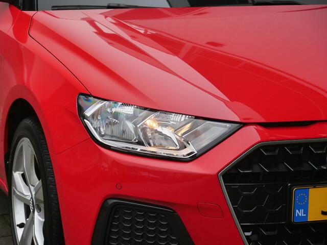Audi A1 Sportback 30 TFSI 116pk Pro Line S Automaat Navigatie / PDC / DAB / 17 Inch