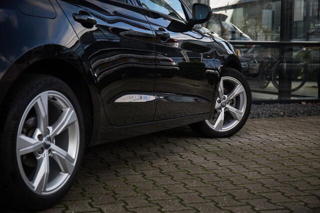 Audi A1 Sportback 30 TFSI Advanced , Carplay, Navi, Cruise control,