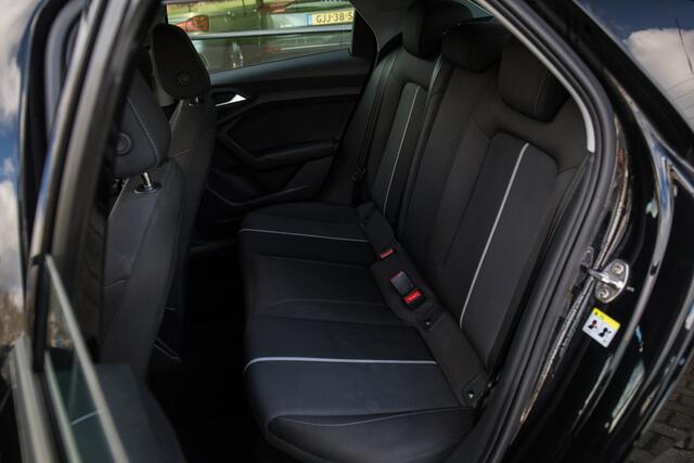 Audi A1 Sportback 30 TFSI Advanced , Carplay, Navi, Cruise control,
