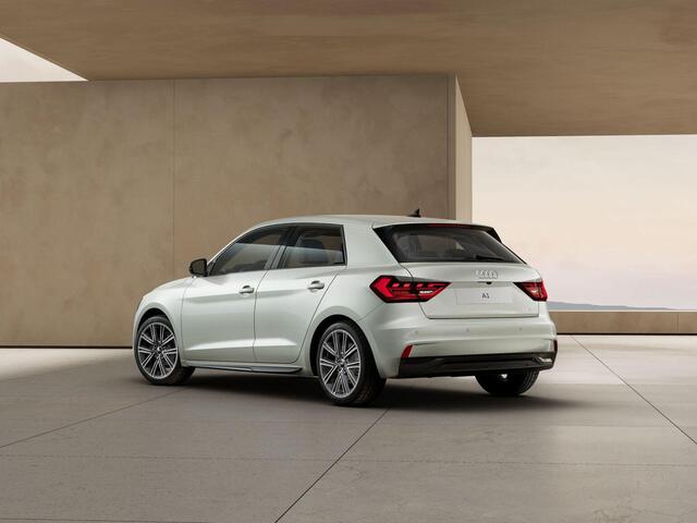 Audi A1 Sportback 25 TFSI Advanced edition · Cruise control · Afgevlakt sportstuur · Parkeerhulp plus