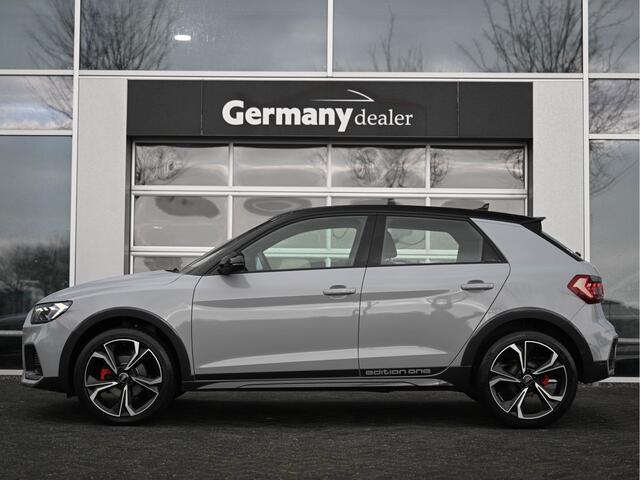 Audi A1 Citycarver 30TFSI 110PK S-Line Design-Pakket M-Led AudiSound ACC Lane-Assist RS-Stuur 18-Inch Dak-Zwart!