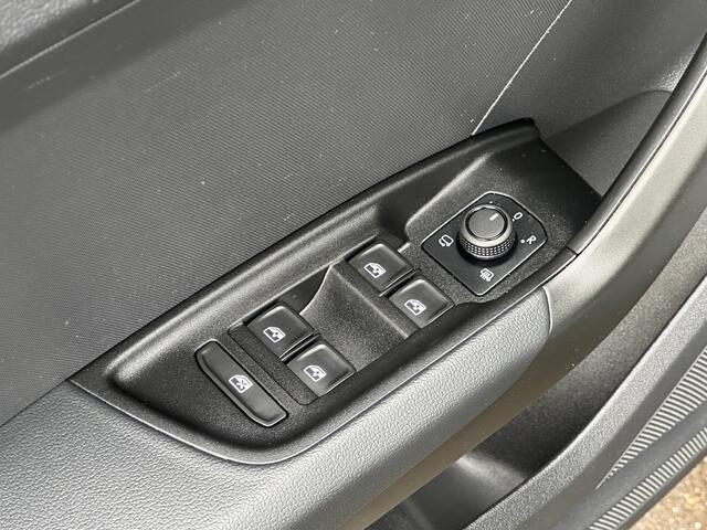 Audi A1 allstreet 30 TFSI 110pk S-tronic Business edition | Led | Camera | Navi | Stoelverwarming | Rijklaar incl. garantie